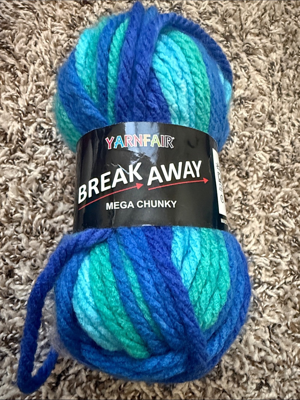 Discontinued YarnFair Break Away Mega Chunky Yarn in Blue and Teal